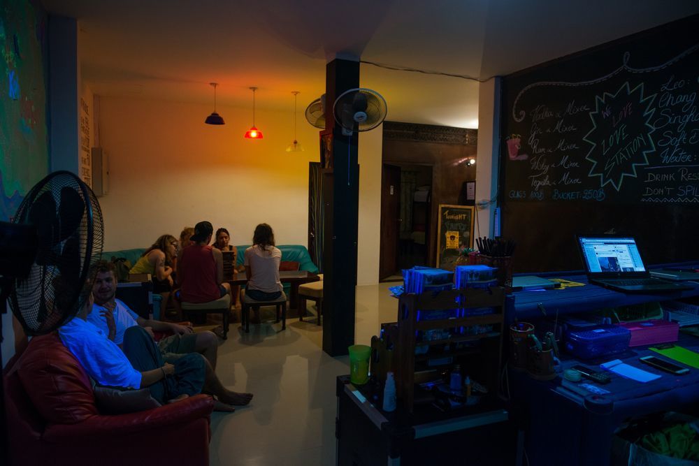 Love Station Hostel Баан Тай Екстериор снимка