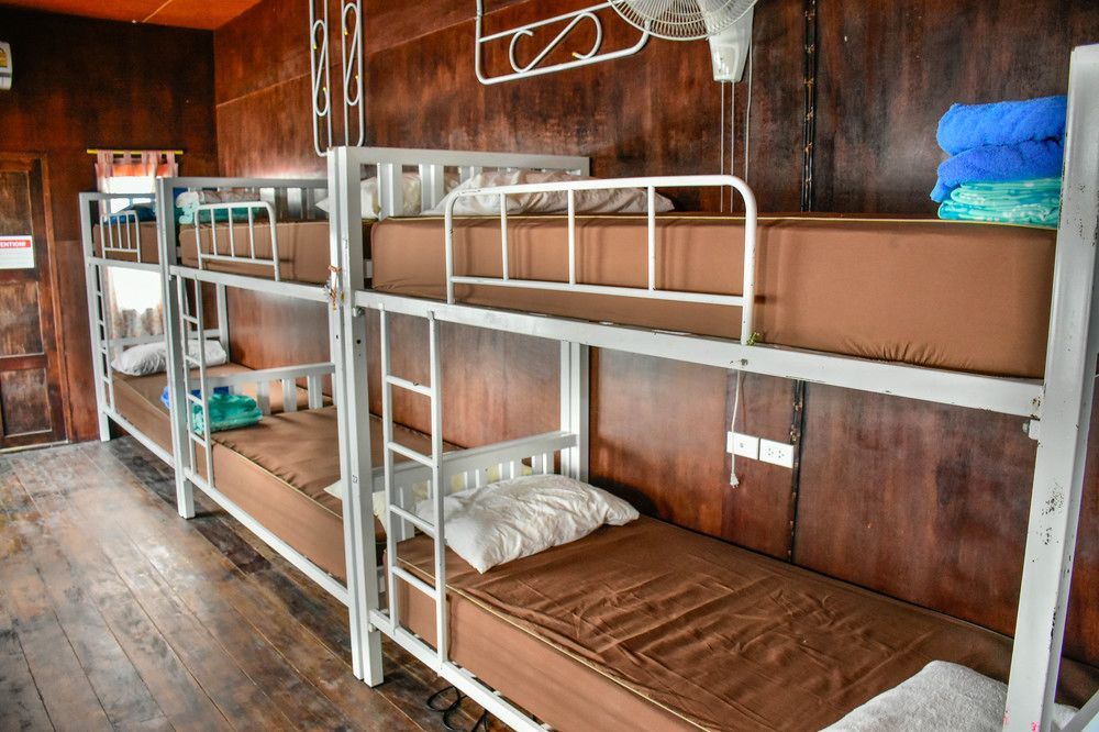 Love Station Hostel Баан Тай Екстериор снимка