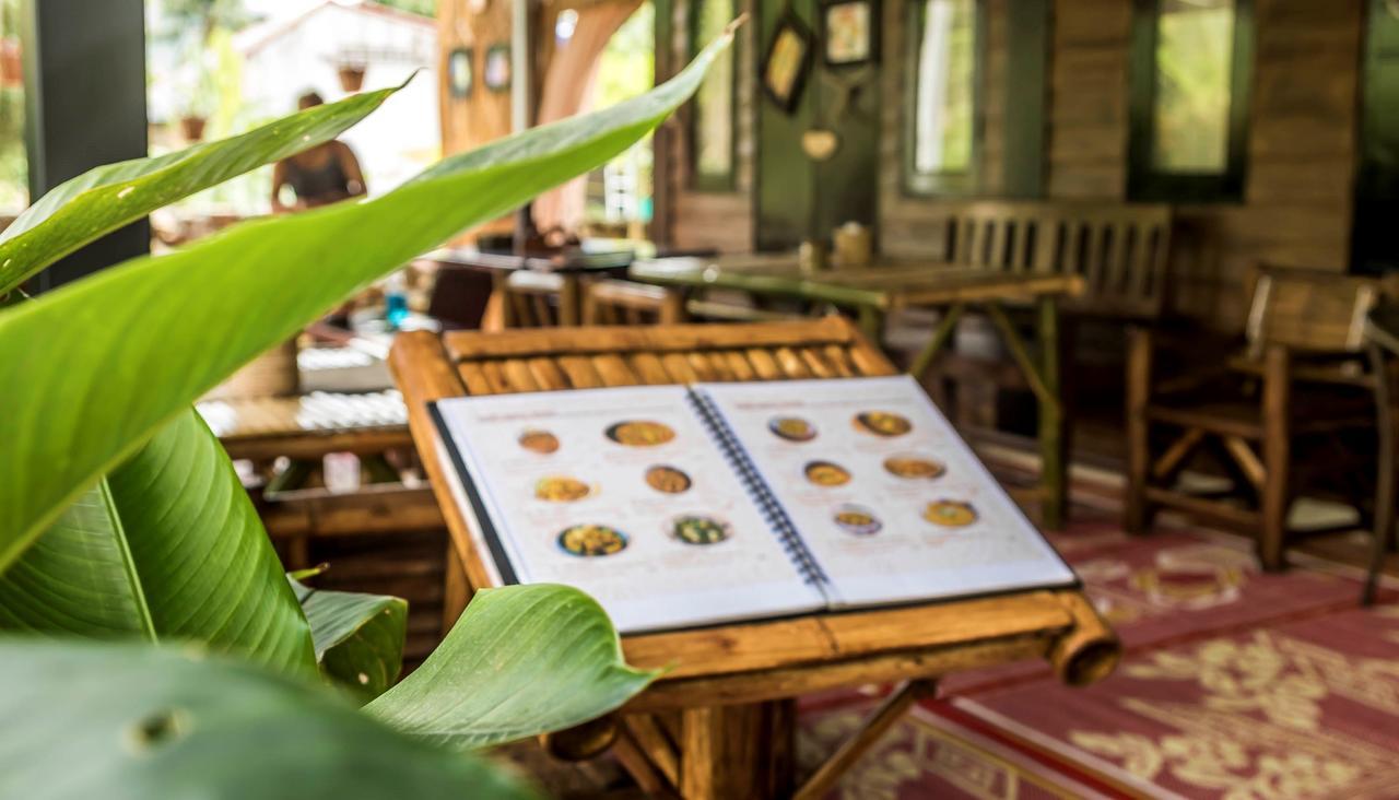 Love Station Hostel Баан Тай Екстериор снимка
